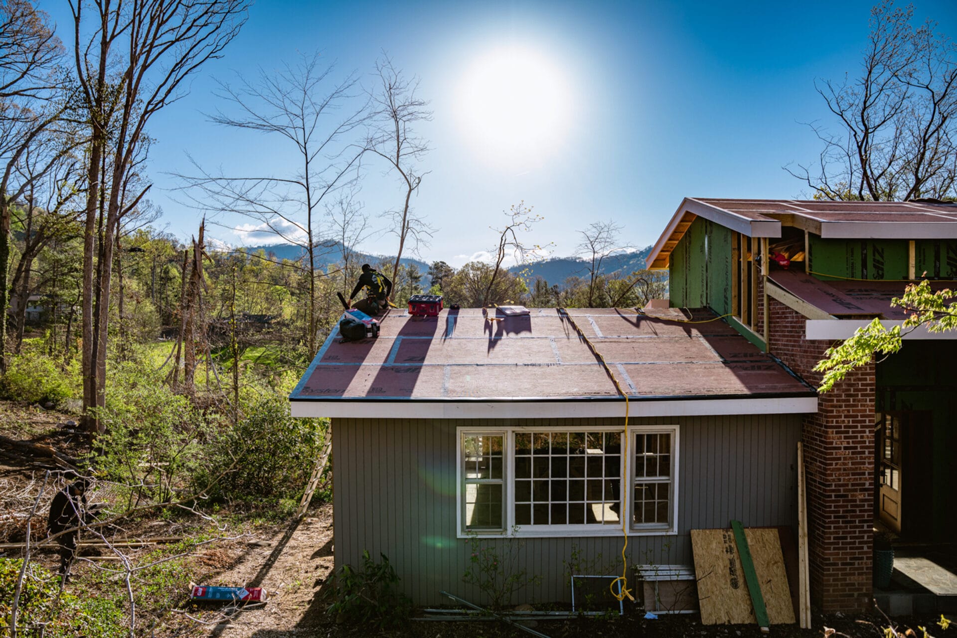 <a href="https://www.thisoldhouse.com/carolina-comeback/130438/carolina-comeback-project-milestones">Major Milestones in the Renovation of the Carolina Comeback Project Houses</a>